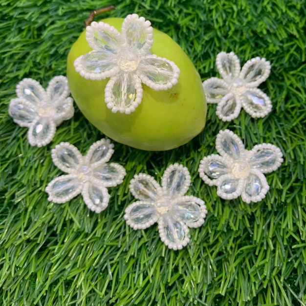crystal glass rhinestone sequins Mini flower beads pearl rose with leaf for dress DIY Accessories bags decorations