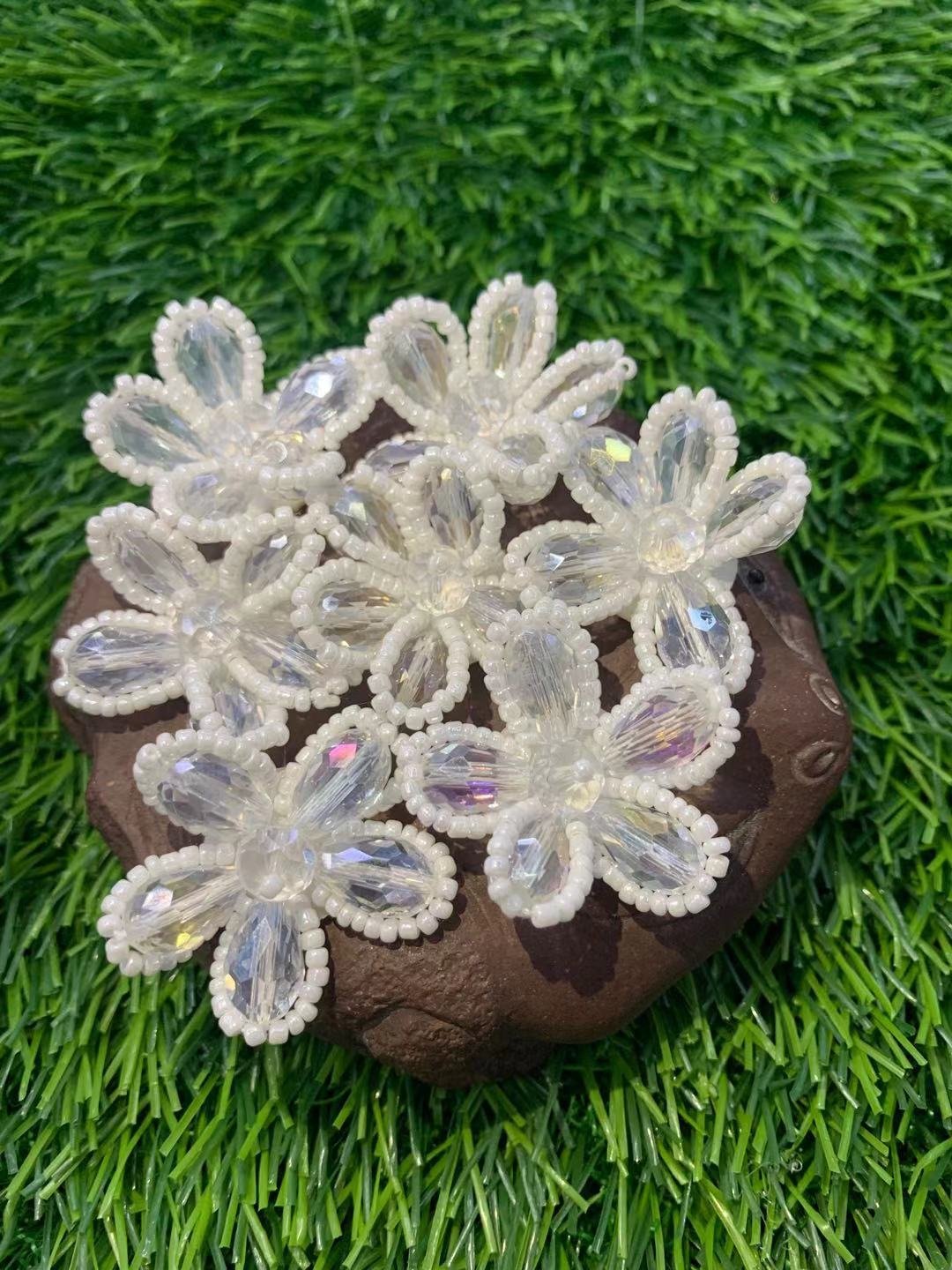 crystal glass rhinestone sequins Mini flower beads pearl rose with leaf for dress DIY Accessories bags decorations