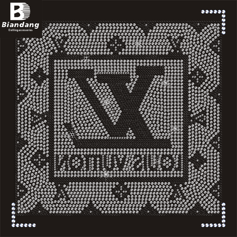 Wholesale Supper Fashion Designer Rhinestone Brand Heat Transfer Designs For T Shirts