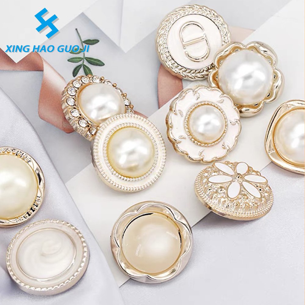 High-end quality galvanized alloy Pearl Rhinestone decorative round button for coat