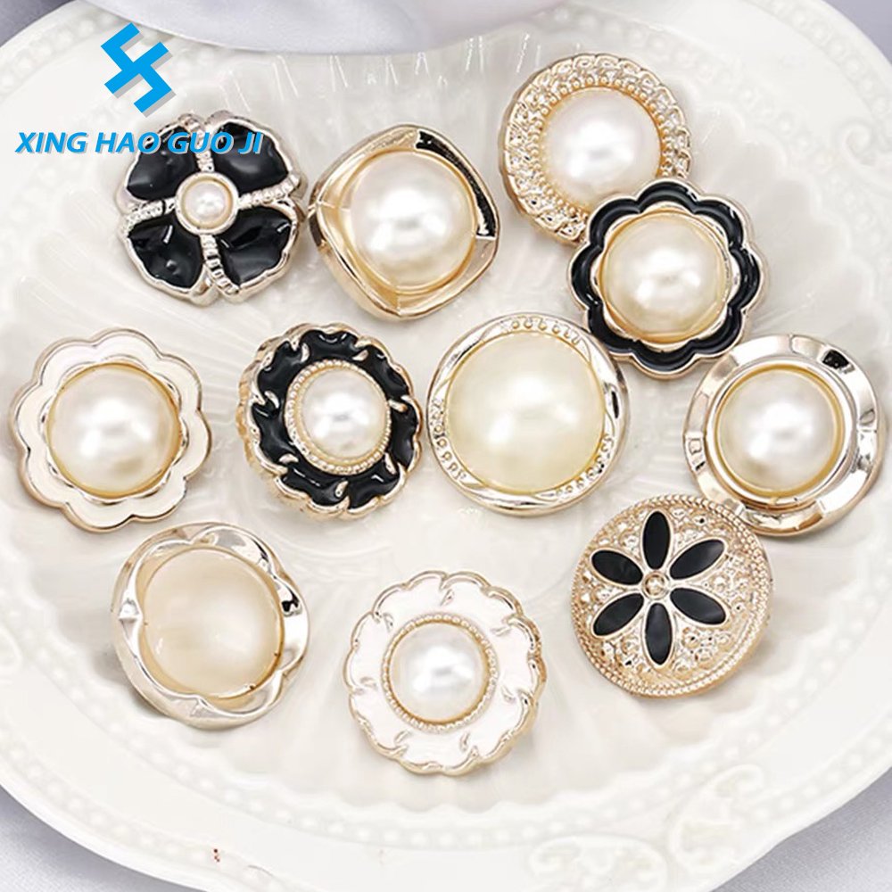 High-end quality galvanized alloy Pearl Rhinestone decorative round button for coat