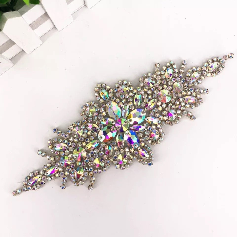 wholesale special design crystal rhinestone bracelet applique