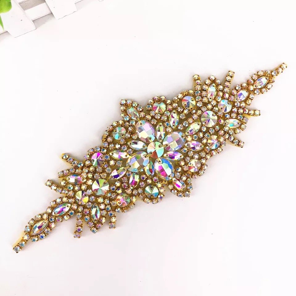 wholesale special design crystal rhinestone bracelet applique