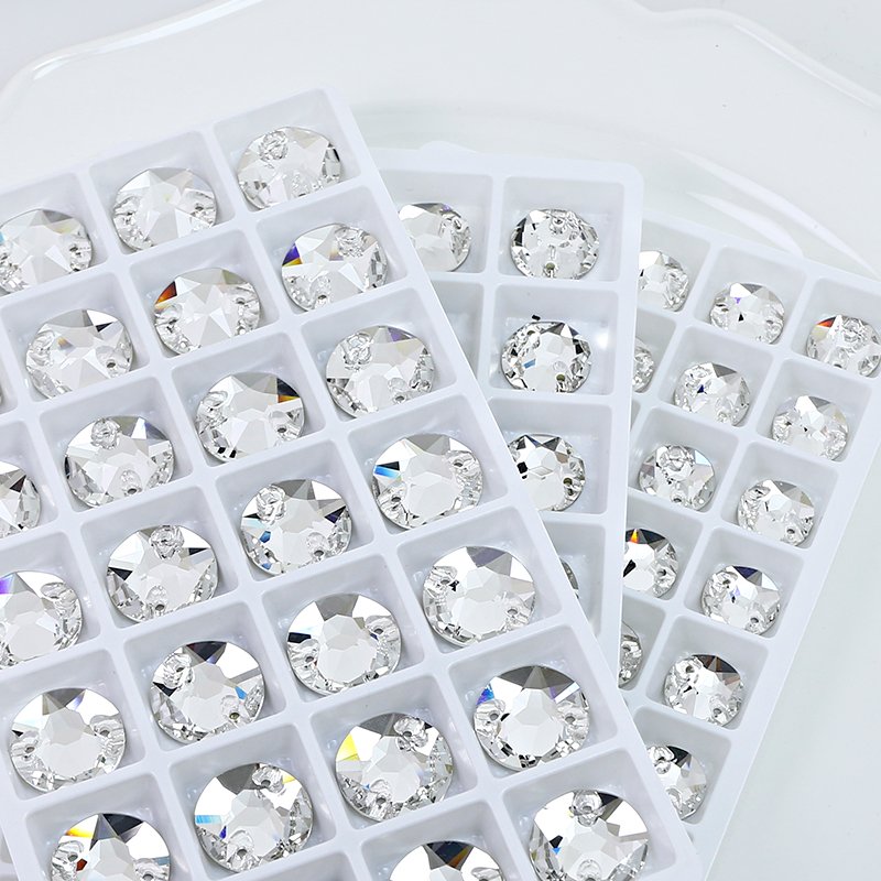 Dongzhou Round Flatback glass Rhinestone Sew on crystal wholesale lead-free crystal stone for garment shoes sewing accessories