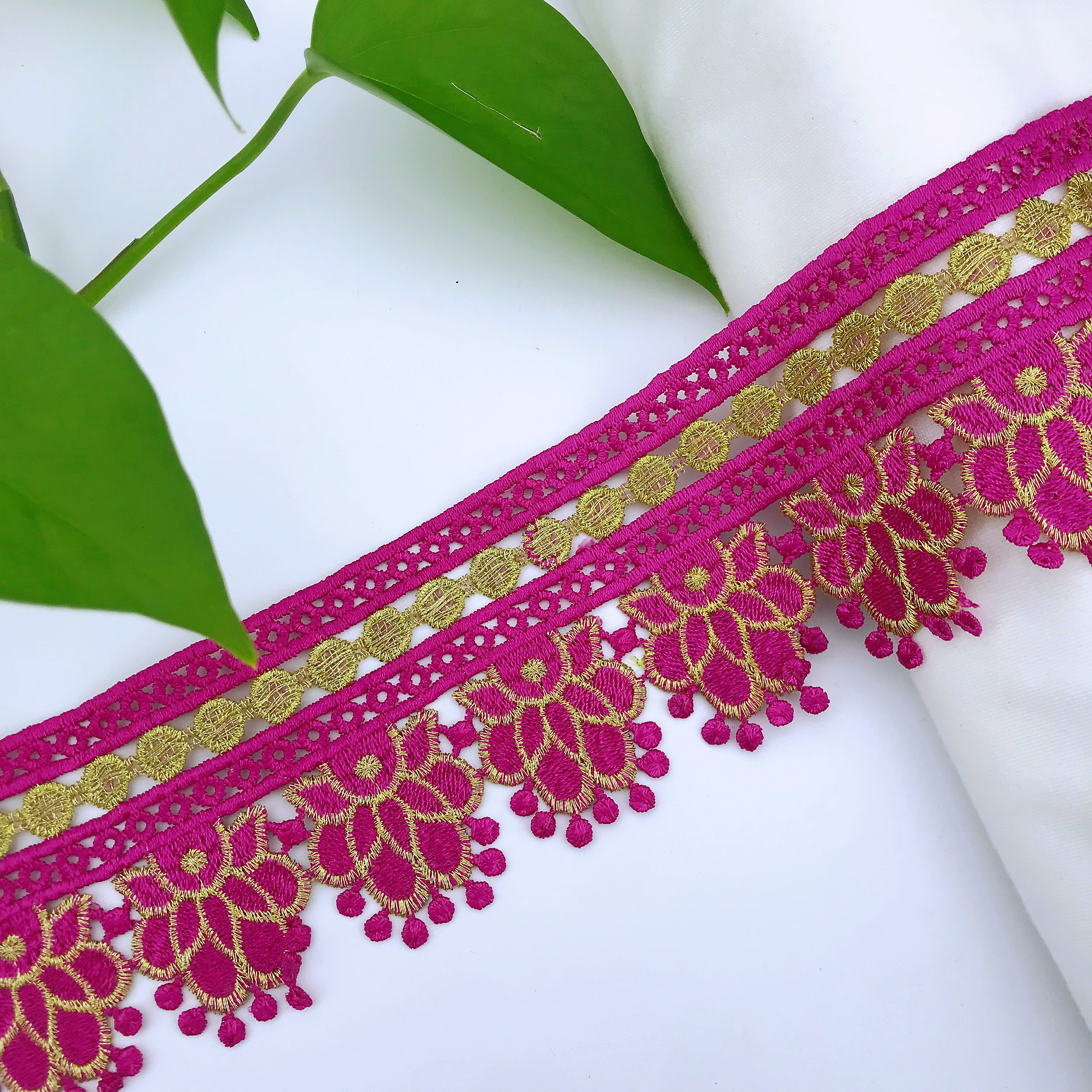 Factory Wholesale Vintage Assorted Patterns African Rhinestone Gold Metallic lace trim For Garment