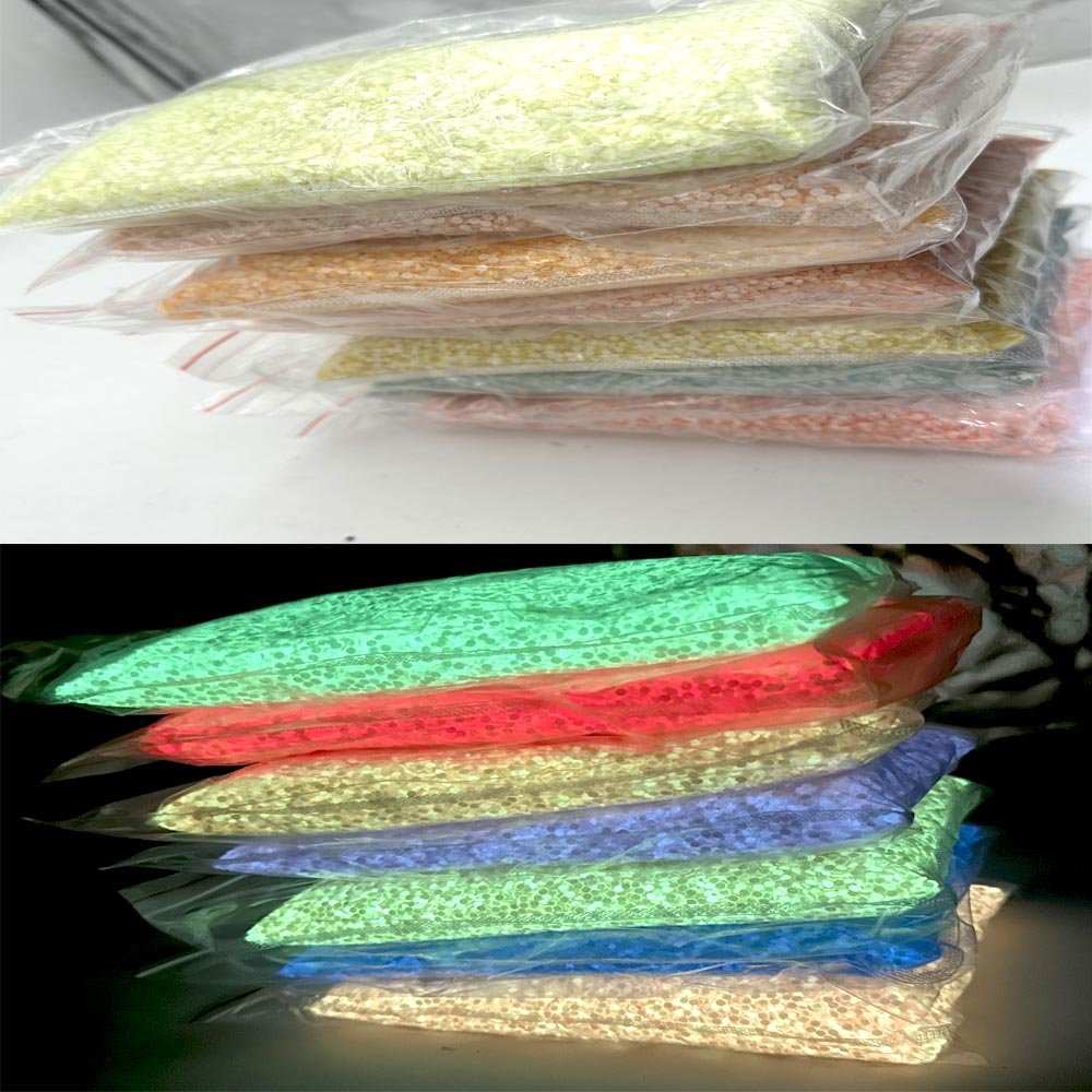Factory supply 70000 pcs bulk packing glow in the dark ss10 night glowing luminous flat back hot fix rhinestones