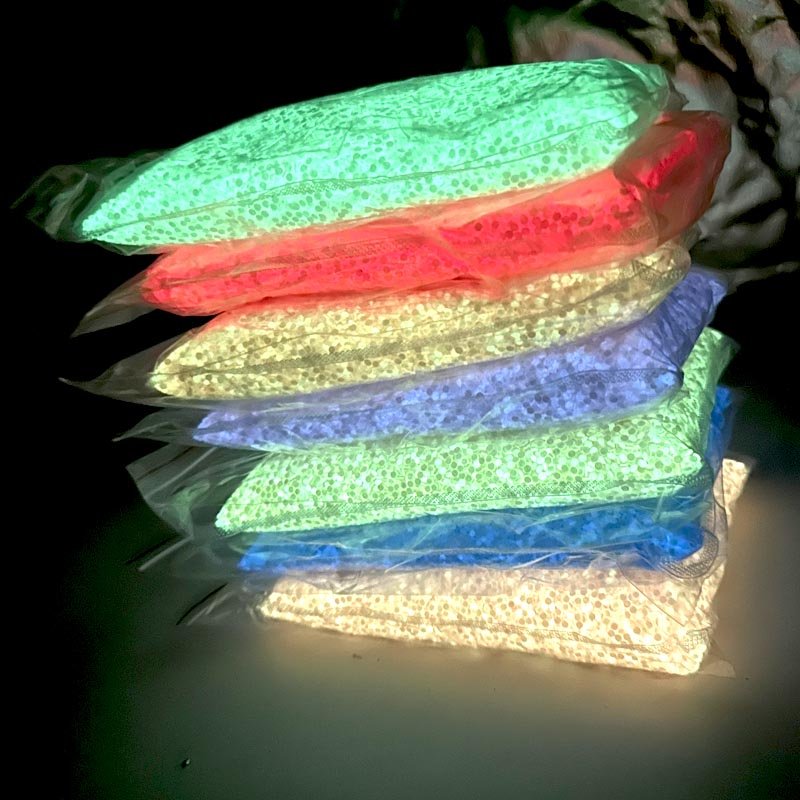 Factory supply 70000 pcs bulk packing glow in the dark ss10 night glowing luminous flat back hot fix rhinestones