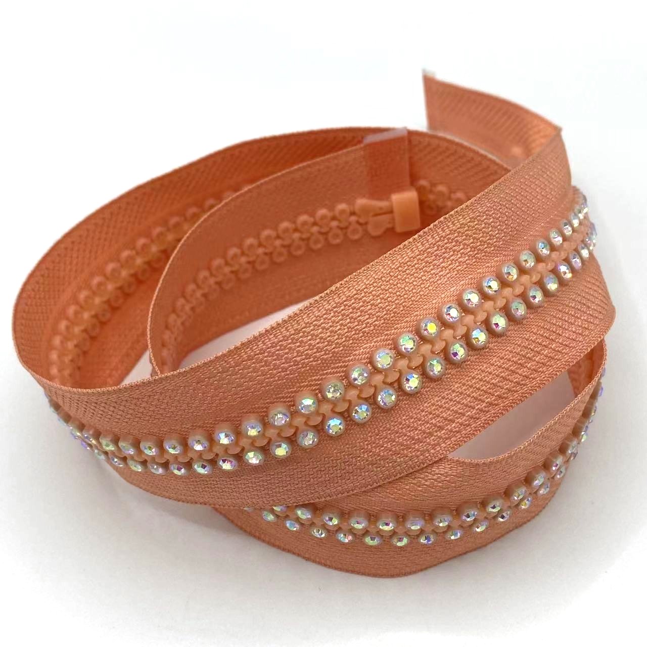 Wholesale custom colorful diamond/rhinestone open-end plastic zippers & accessories