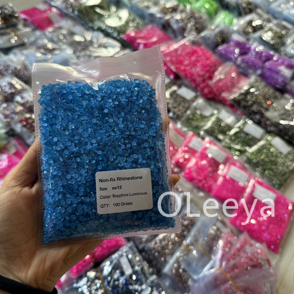 Factory Wholesale Good Quality Glass Stones Flat Back Cold Fixation Mocha Non Hot Fix Crystal Rhinestones for Nails Tumblers