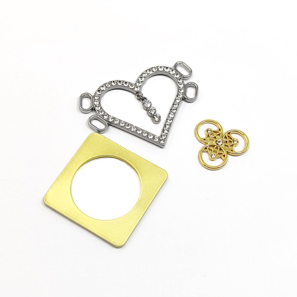 Heart buckles of swimwear hardware of rhinestone bikini connector