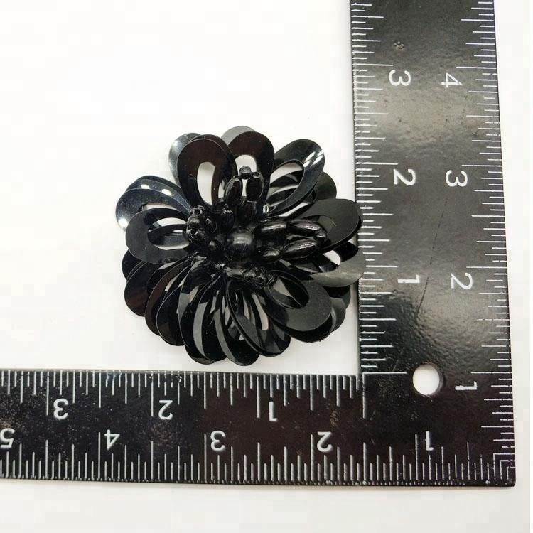 Popular design Handmade Flower Beaded Patches Rhinestone Sequins Sew On/Iron On Patch Embroidery Applique For Clothing DIY