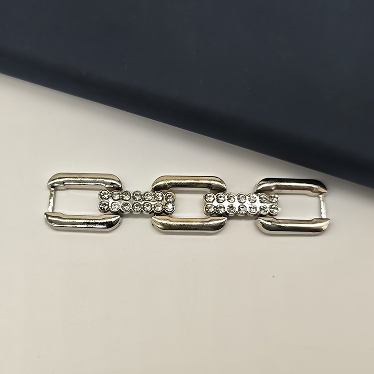 Wholesale New Designer Metal Luxury Rhinestone Decorative Shoes Buckles Low Price Sandals Buckle Bag Link Buckles For Women