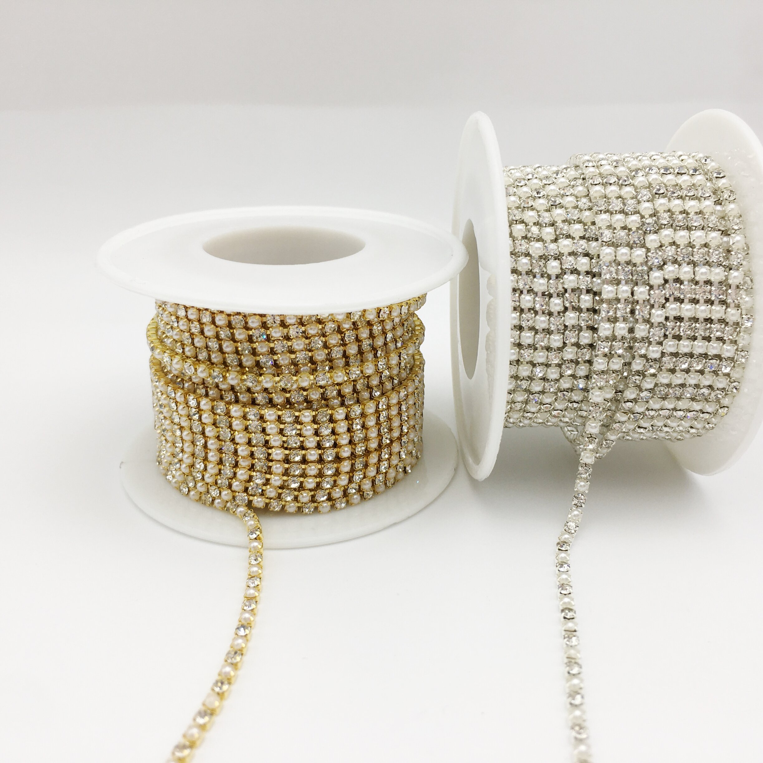 SINRONG Multi-Shaped Flatback Glass Pearl Chain for Nail Art and Jewelry Making with Sew-On Technique Loose Rhinestones for Bags