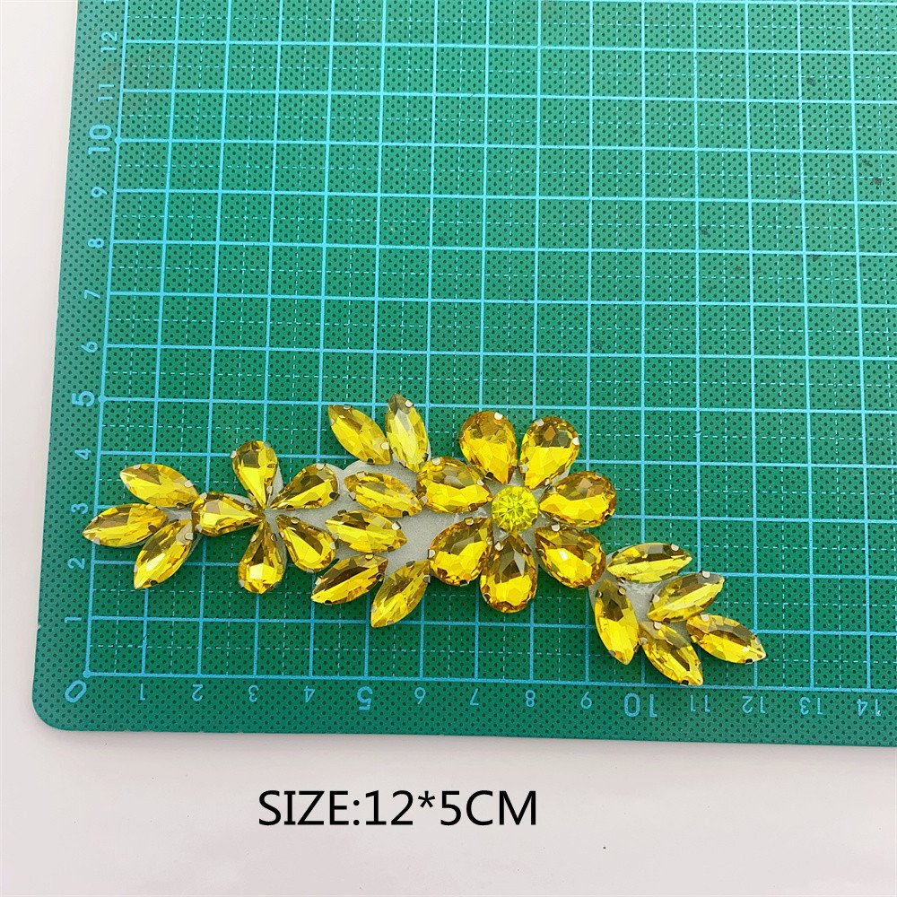 Wholesale New Handmade Rhinestone Flower design 3D sew on Applique phoenix Patches For Clothes Decoration