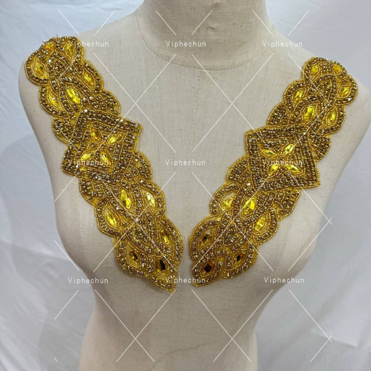 Appliqued rhinestones wholesale high-quality boutique wedding diamond decals rhinestone applique