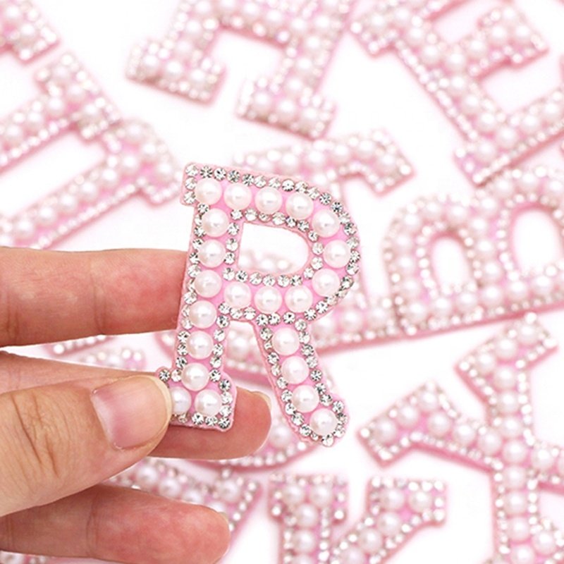 New Pink Bottom Pearl Letter Patches English Alphabet Rhinestone Patch Applique For Clothes Iron On Patches Stripe Badge DIYN