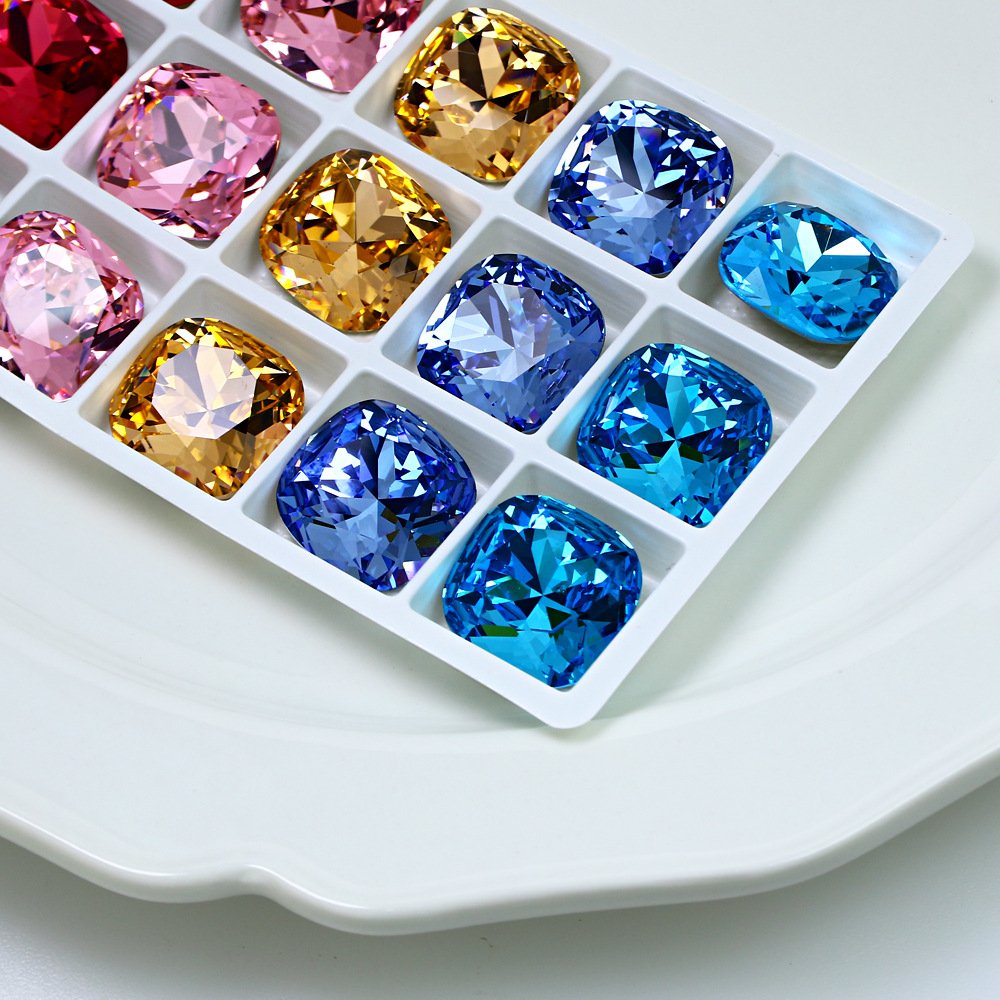 Wholesale Garment Accessories Acrylic Gem Drill Crystal Ab Sew-On Rhinestone Metal Claw Flat Back Glass Rhinestones Accessories