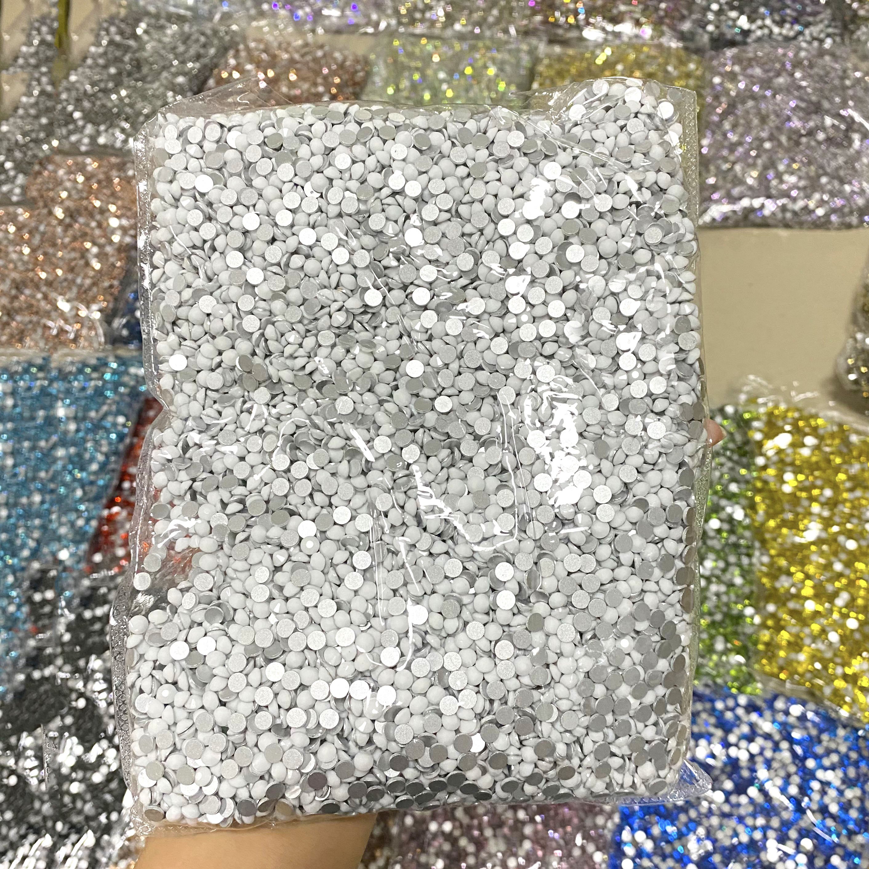 Whatstone Wholesale Loose Sunlight Color SS3 SS4 SS5 SS6 SS8 1440Pcs/Pack Flat Back Glass Pearl Rhinestone