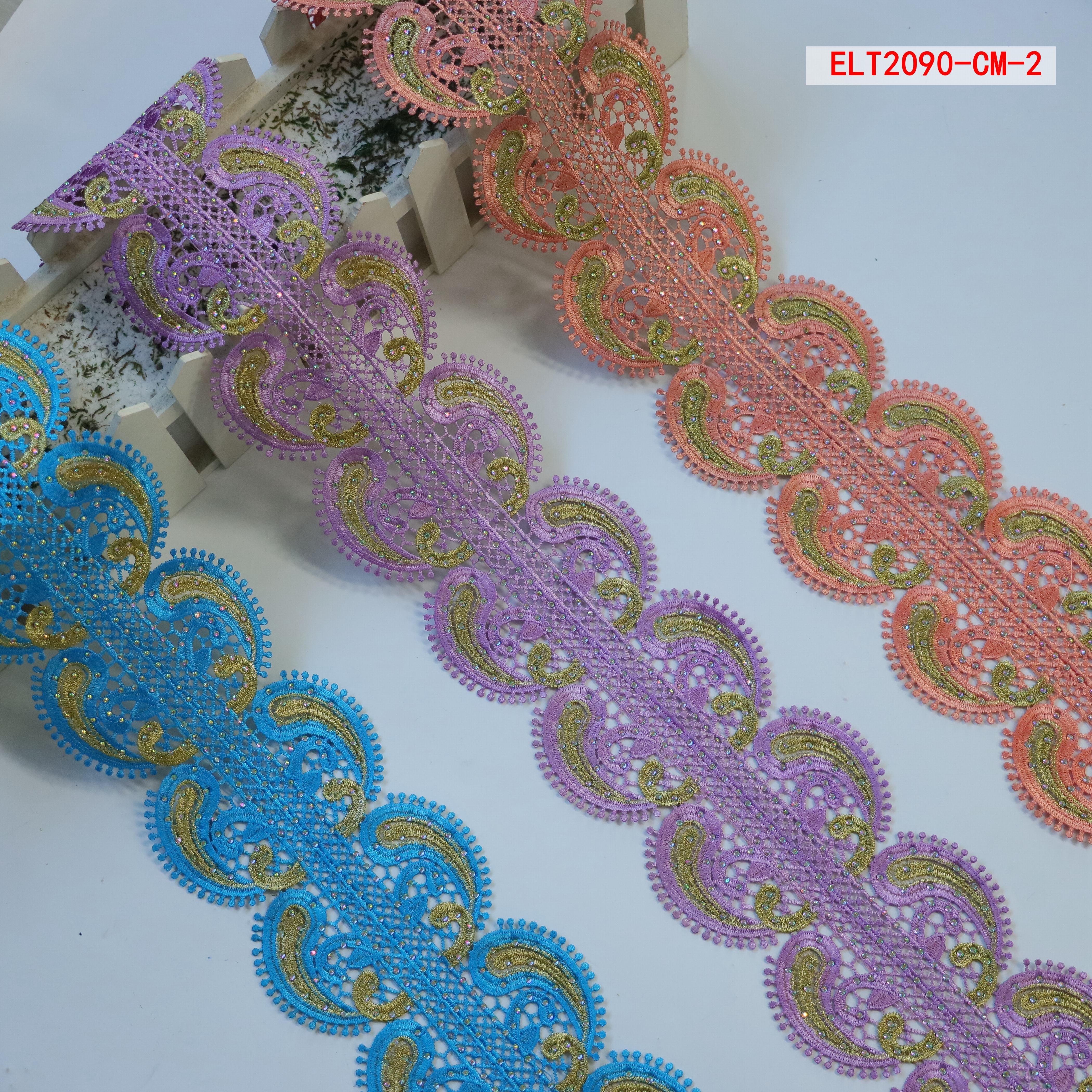 Ribete de encaje shiny crystal rhinestone beaded metallic embroidery border lace trim