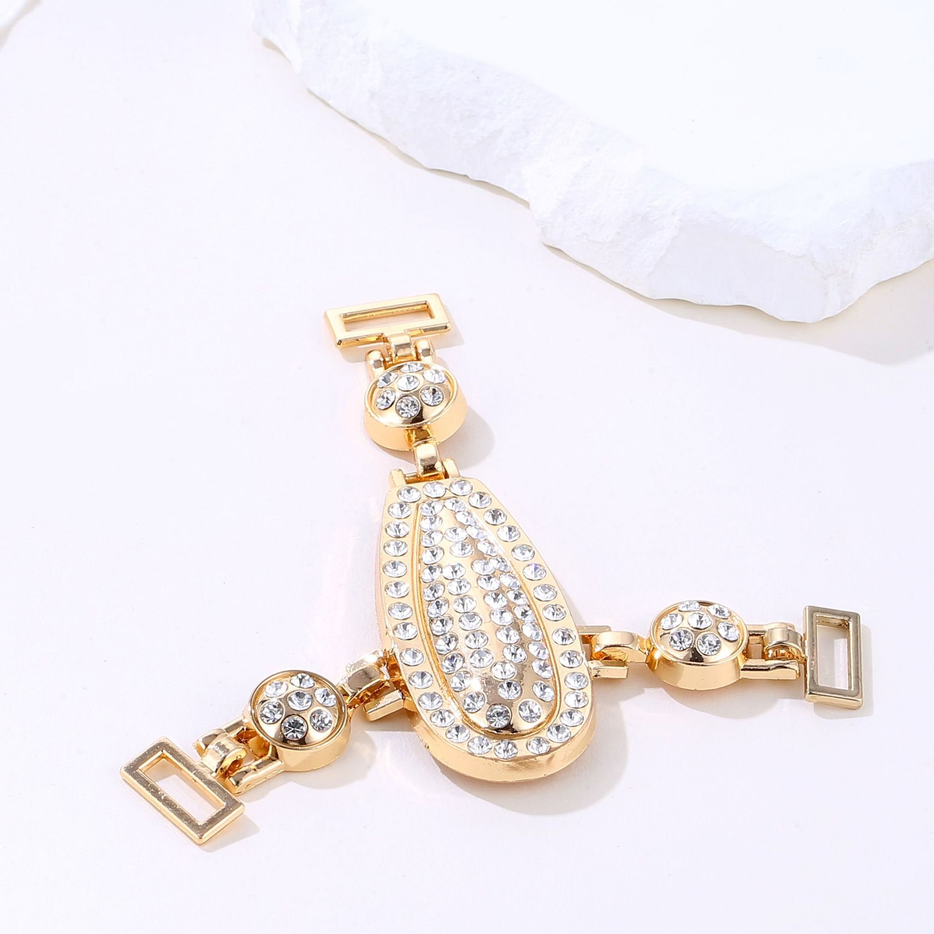 JFS016 Shine Decorative Bikini Swimwear Shoe Sandal Ore Lingerie Chain Rhinestone Triangle Buckle For Lady