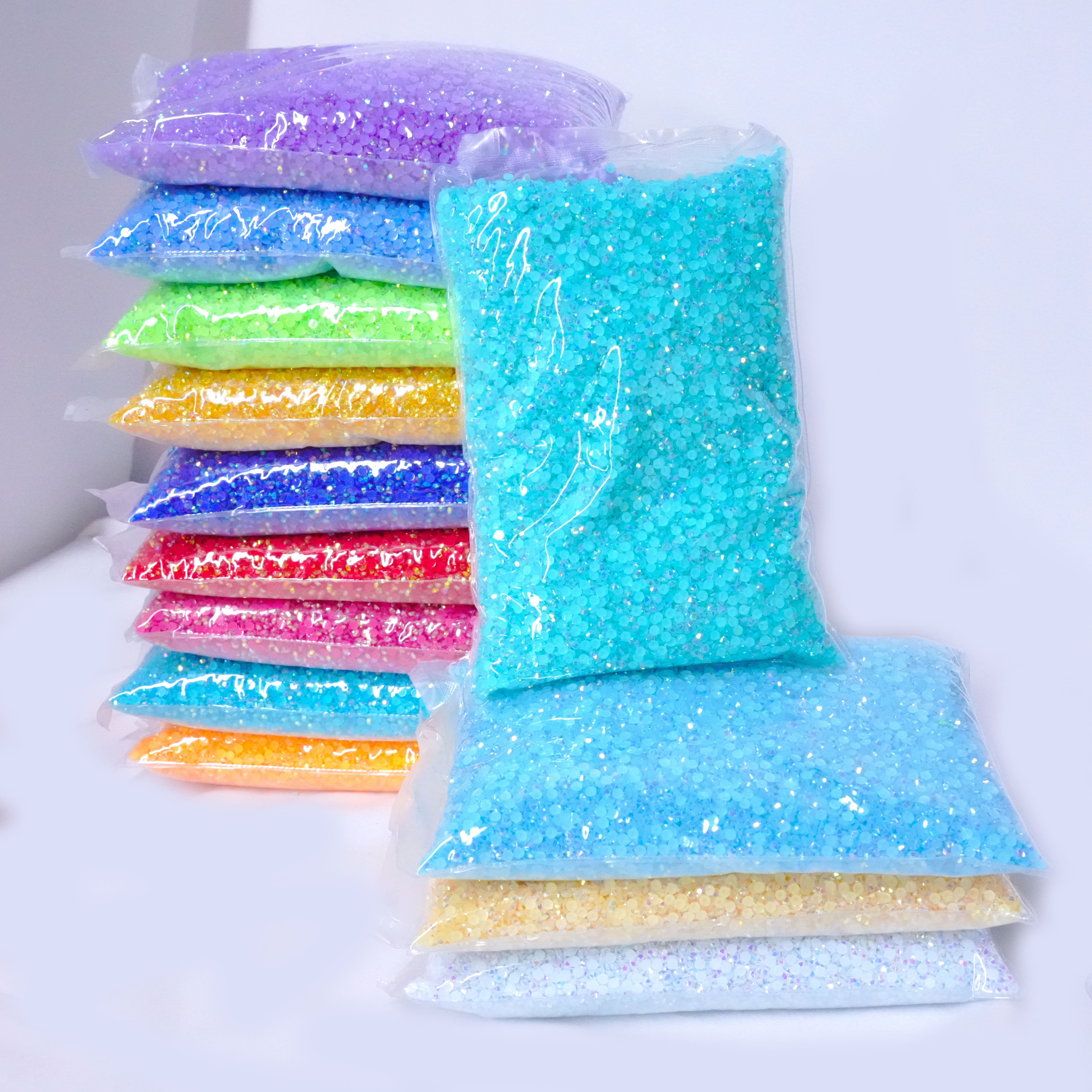 Whatstone 2mm 3mm 4mm 5mm 6mm Customized Logo Package Flat Back Round Ab Jelly Resin Rhinestone