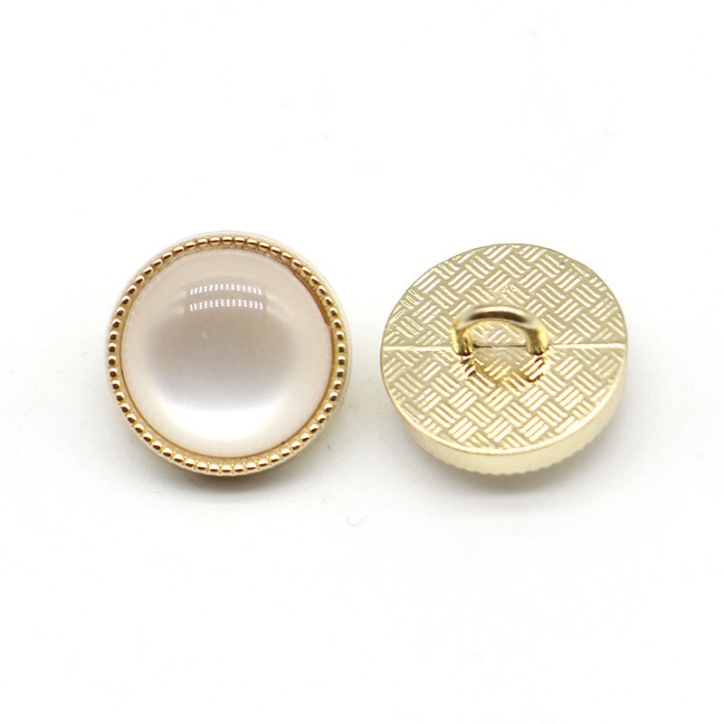 New Design Custom Elegant Metal Garment Embellishment Gold Rhinestones Pearl Buttons