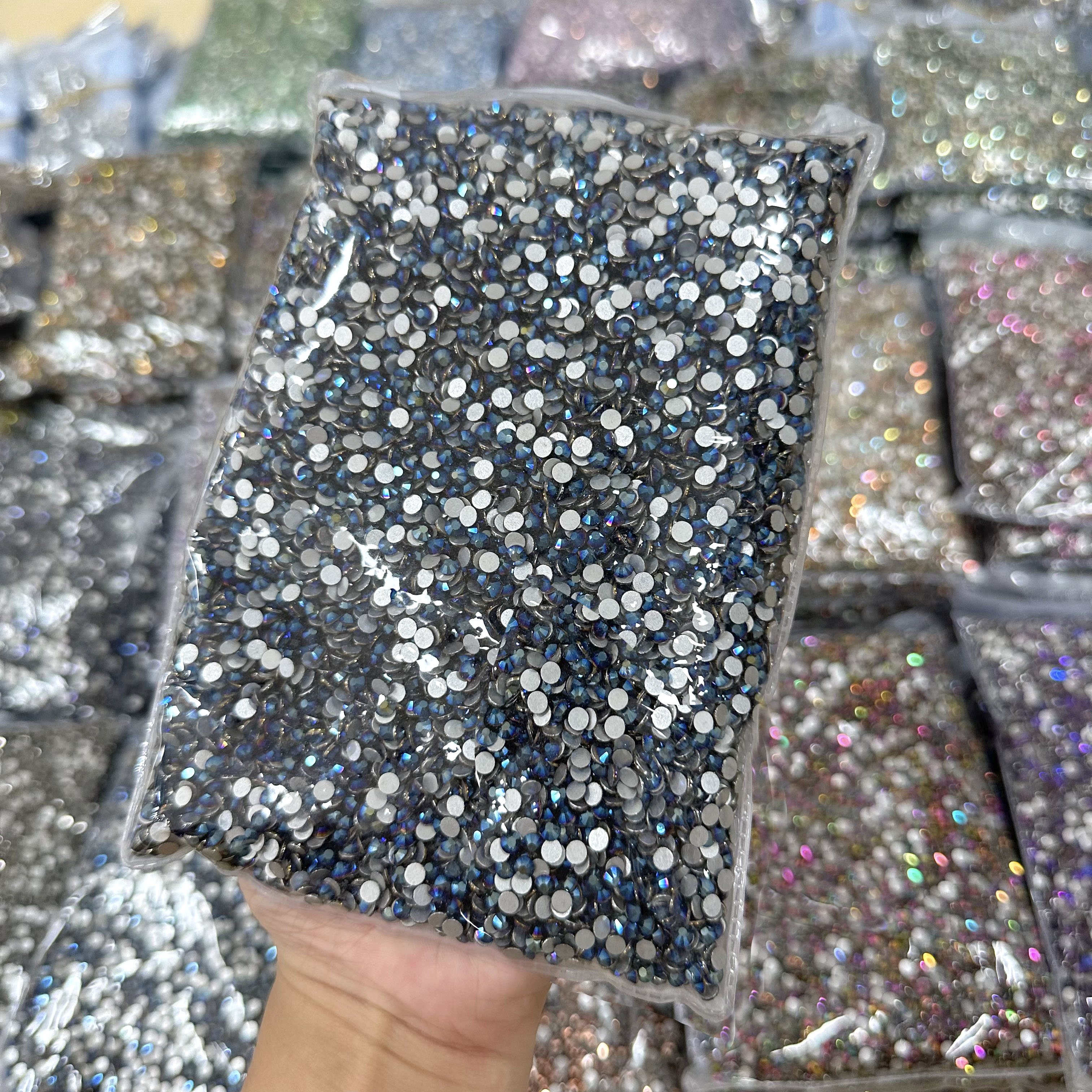 Whatstone SS3-SS50 Nail Art Crystal Strass Stones Sticker Round Gems Flat Back Glass Rhinestone For Decoration