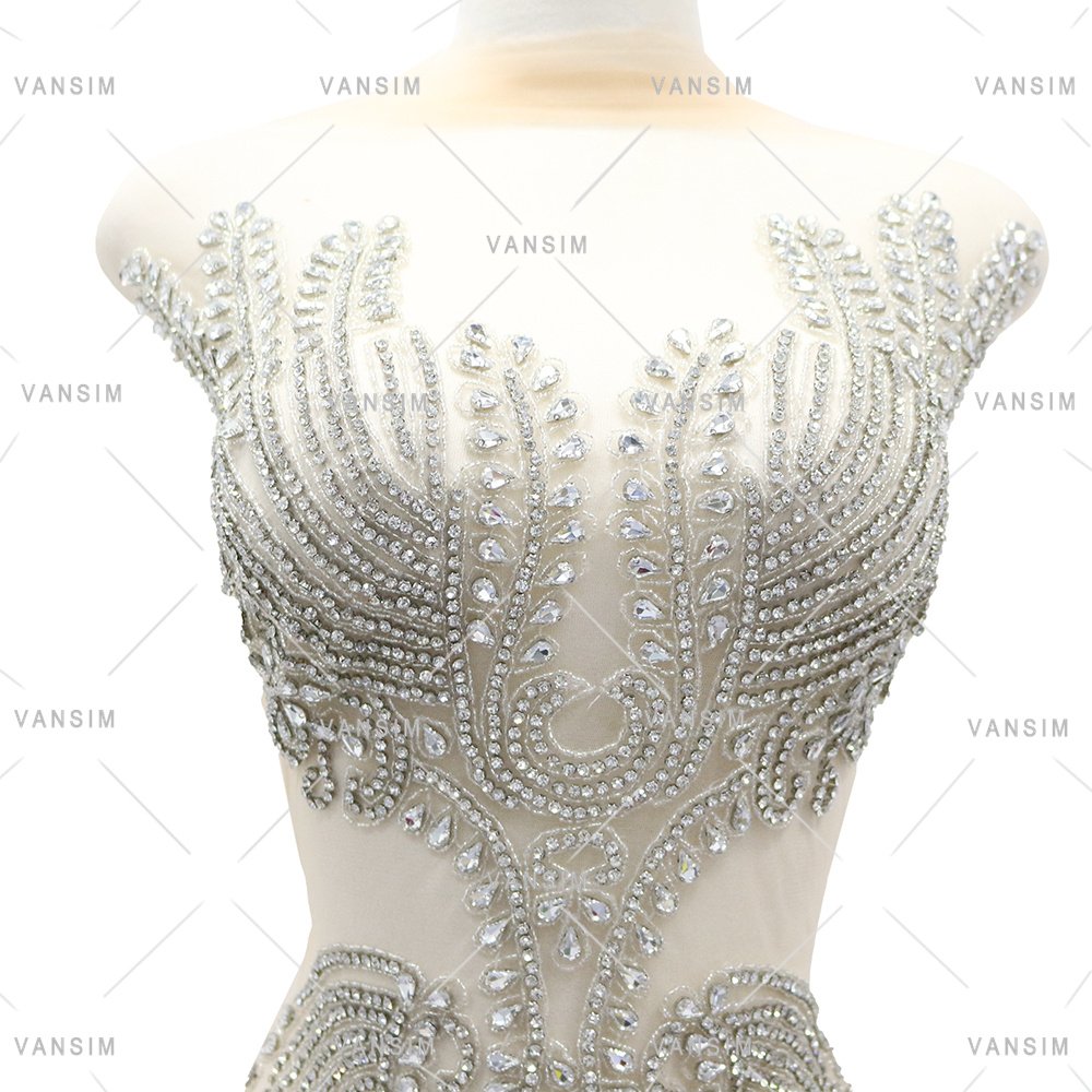 New Design Dangle Crystal Beading Bodice Rhinestone Applique Wholesale Dold Bridal Lace Applique Patch For Bridal