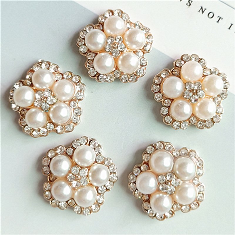 Custom Fashion Metal Jewellery Crystal Pearls Flower Sewing Accessories Rhinestones Pearl Fancy Buttons For Bag Clothing