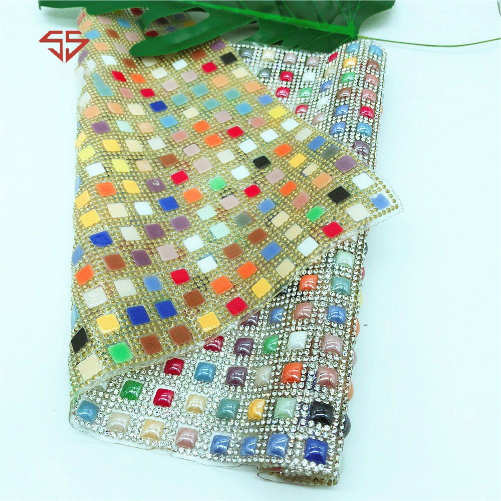 Wholesale Manufacturers Rhinestone Roll Resin Self Adhesive Rhinestone Mesh Decoration