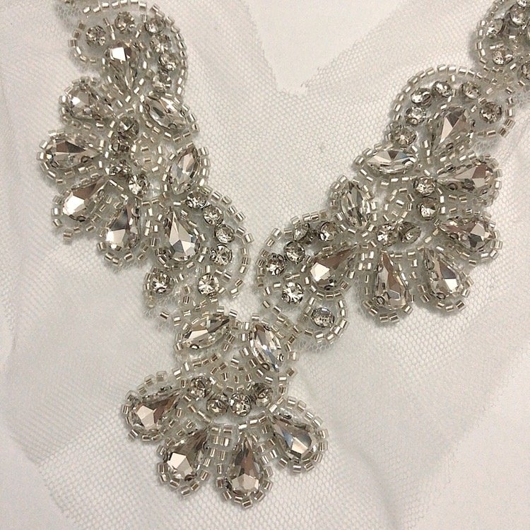 Bridal dress V neck mesh lace collar rhinestone beaded applique sew on LT2708A