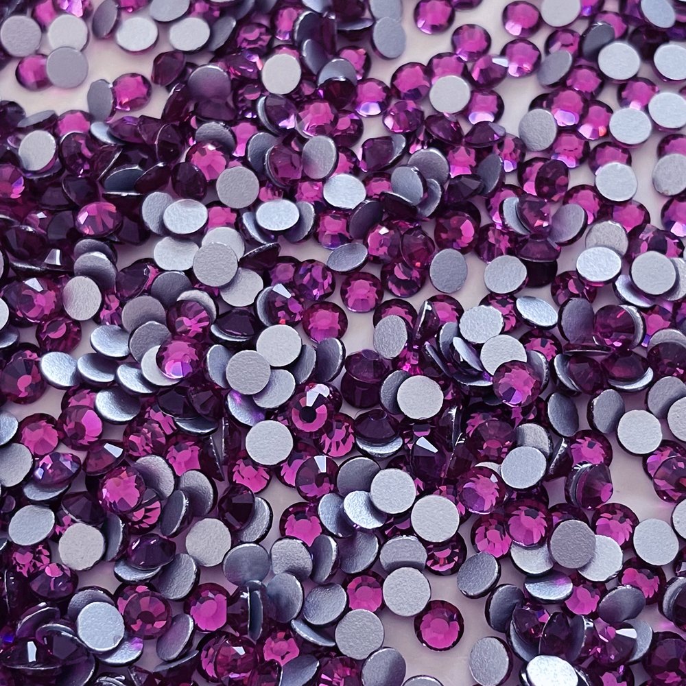 Wholesale SS3-SS20 Fuchsia Glass Rhinestones High Quality Non-Hotfix Flatback Glue-On for Shoes Garments Bags Nail Art Crafts