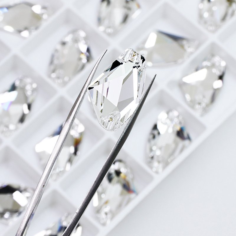 Dongzhou Drop Rivoli oval shape flatback rhinestone Sew on crystals wholesale lead-free crystal stone garment shoes decoration