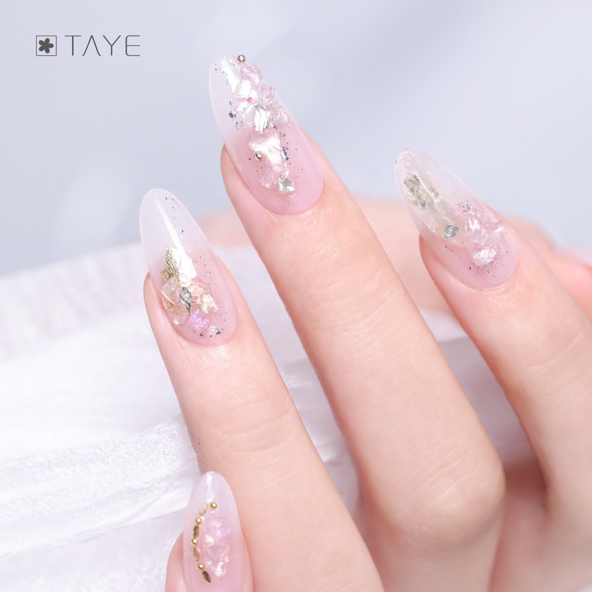 Luxury 3D Crystal High Quality Nail Crystal Crushed Shell Crystal Rhinestone Nail Art