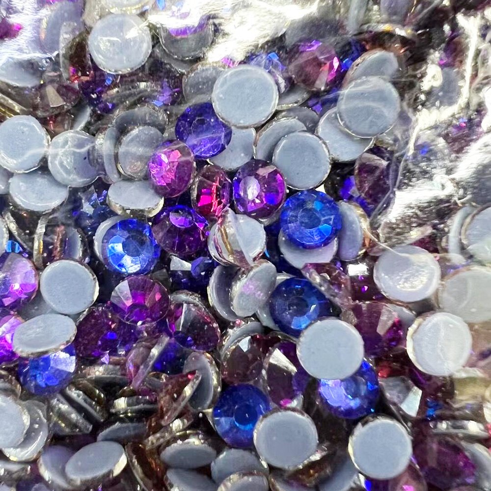 Top quality glass decoration beautiful in bulk flat back rhinestone hotfix glass
