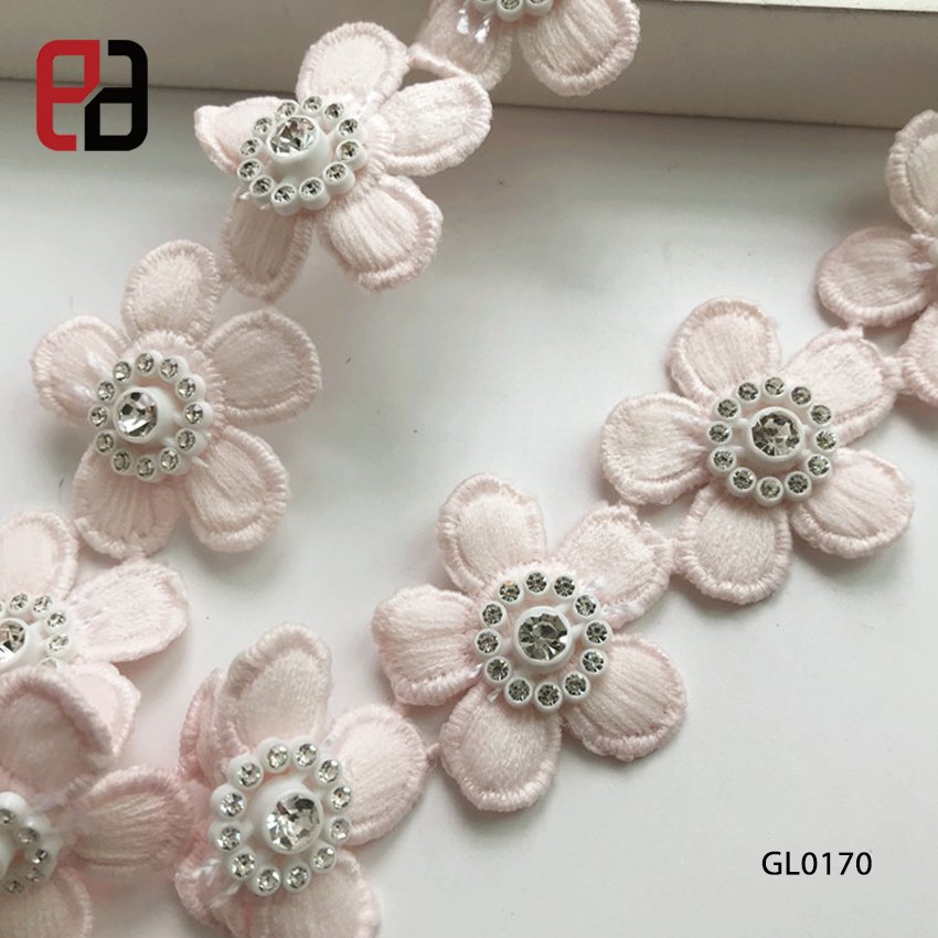 Wholesale 3D Flower Guipiure Lace Trimming With Rhinestone