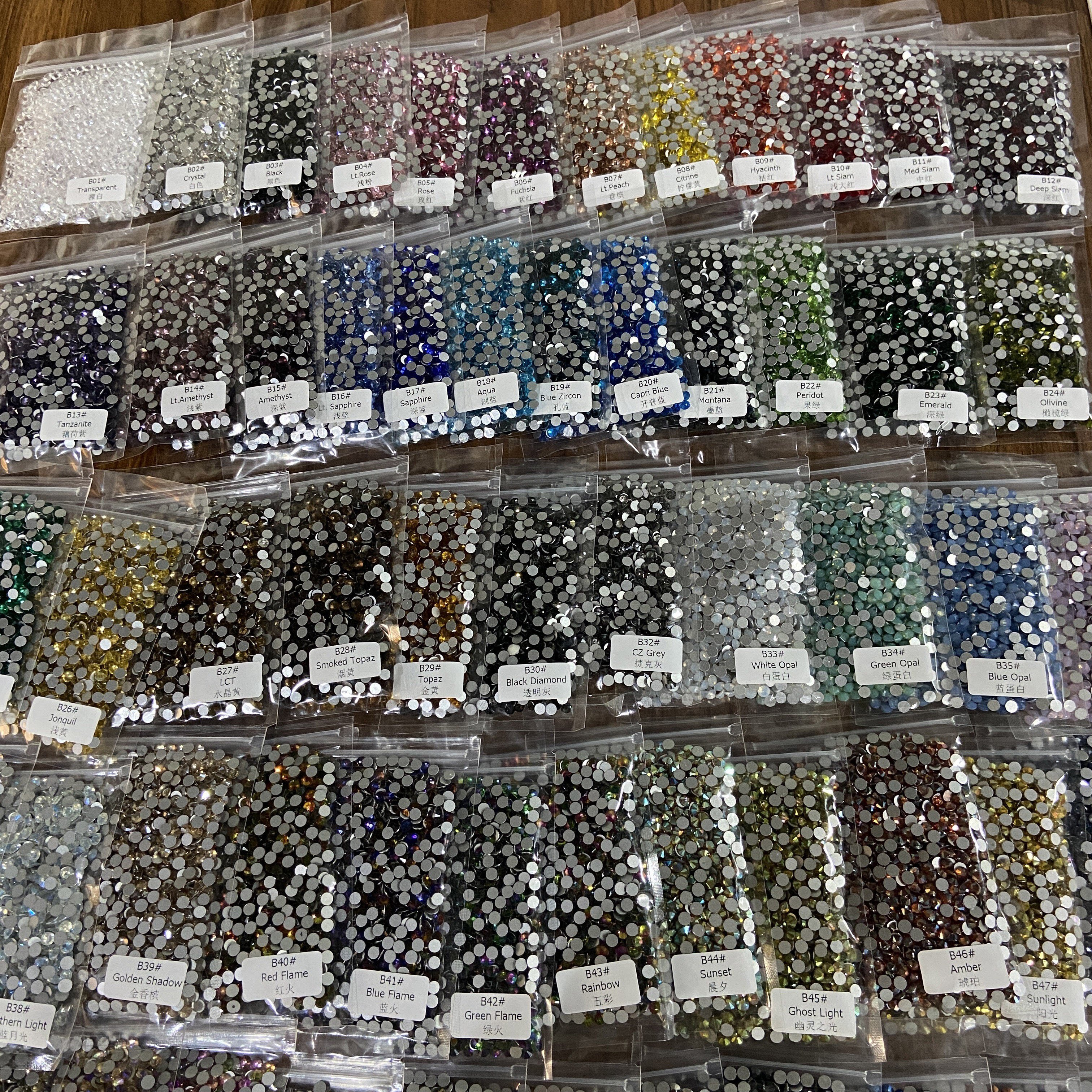 WHATSTONE OEM ODM Custom Non Hot Fix Stone SS3-SS50 Big Package Glass Rhinestone Wholesale For Wedding Dress Design