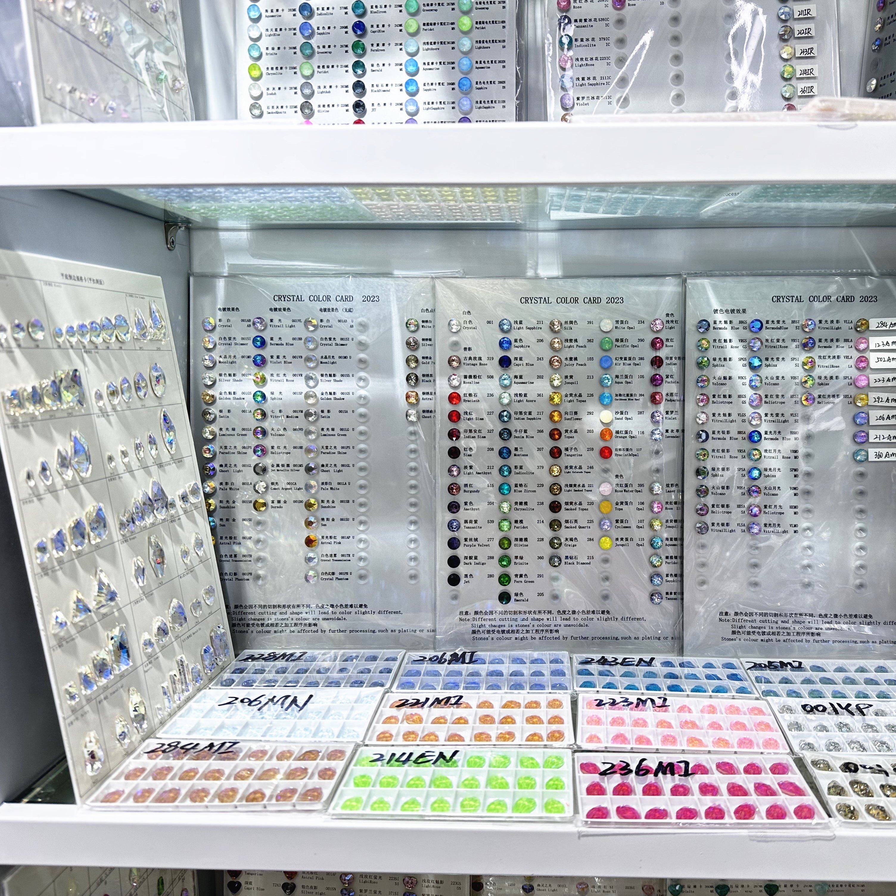 QIYI Flatback 3d AB Crystal Diamond Nail Rhinestone Fancy Shaped Crystal Decoration Nail Art Wholesale