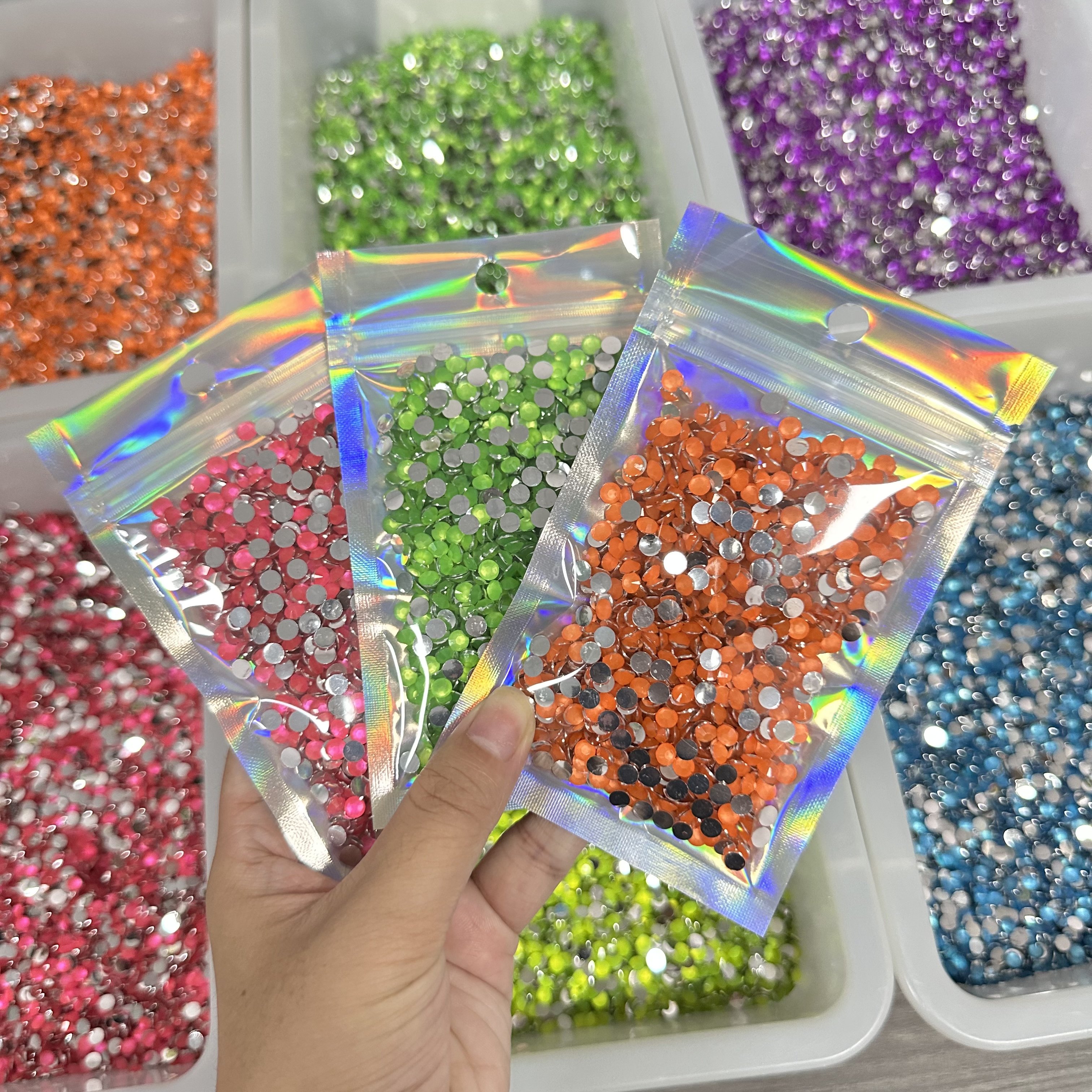 WHATSTONE Wholesale Bulk Package Glow under UV Resin Rhinestone 3mm 4mm 5mm Jelly NeonResin Rhinestones