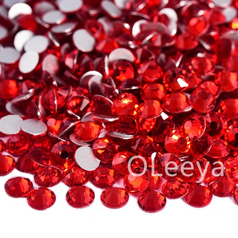 OLeeya Wholesale Sparkle Christmas Rhinestones SS3-SS30 Merry Xmas Fat Back Non Hot Fix Rhinestones For Christmas Decorations