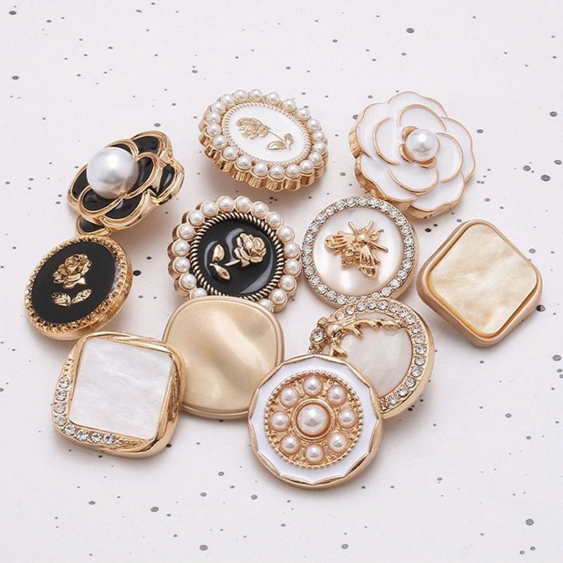 Metal Rhinestone Buttons Luxury Pearl Crystal Shank Buttons for Clothing DIY Sewing Sweater Accessories Wholesale