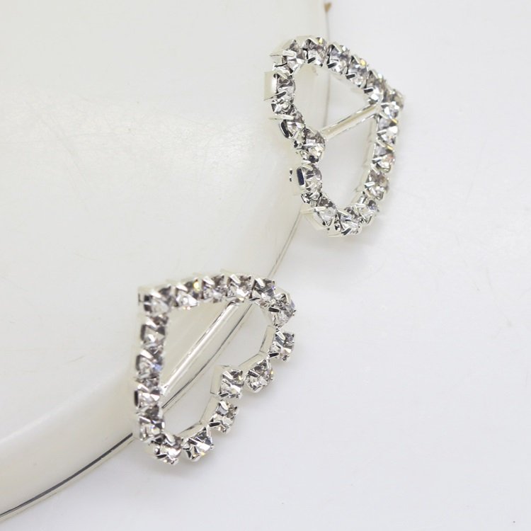Low Price Heart Shape Rhinestone Buckle Invitation Ribbon Slider