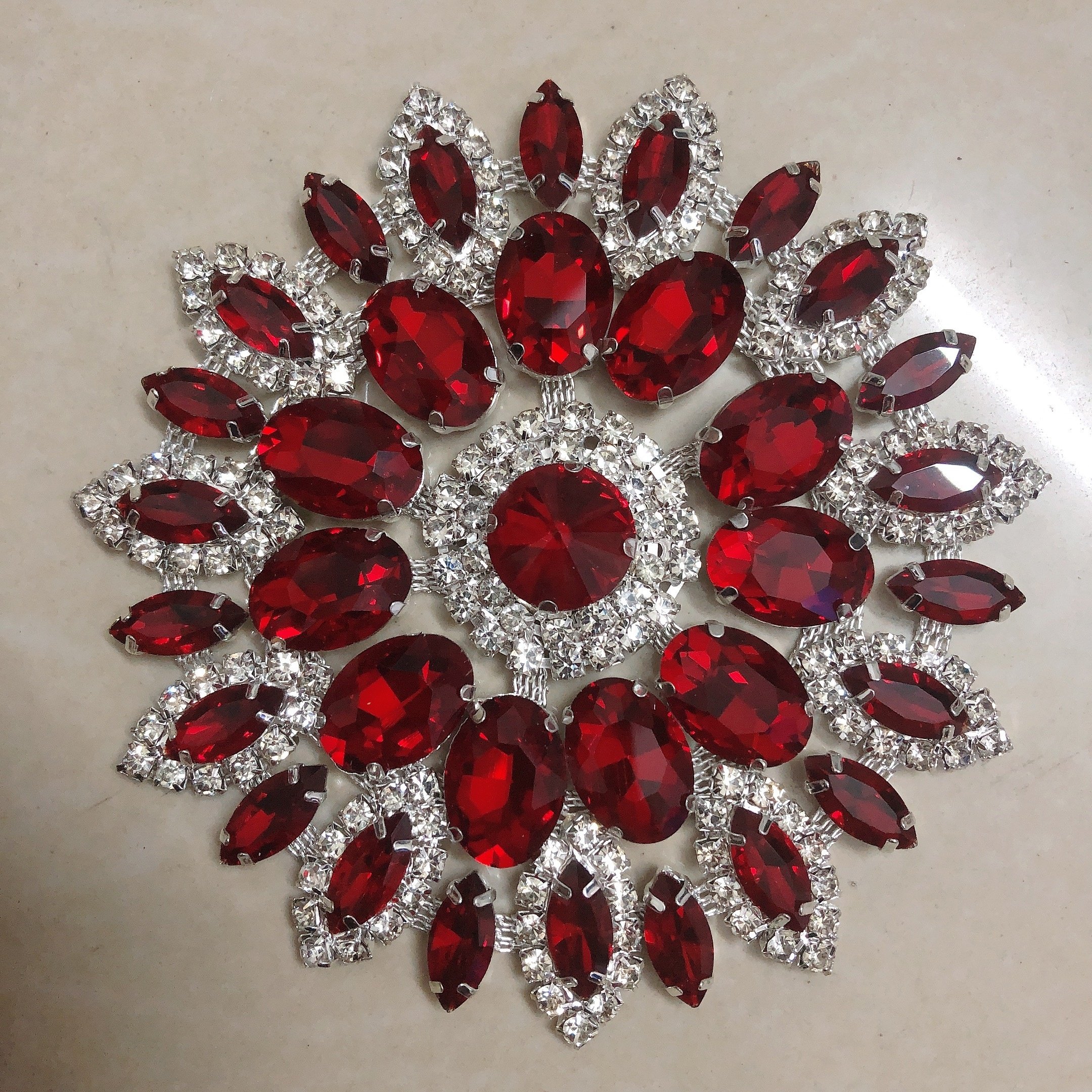 Latest good quality shiny colorful rhinestone chain applique bag decoration LT2360