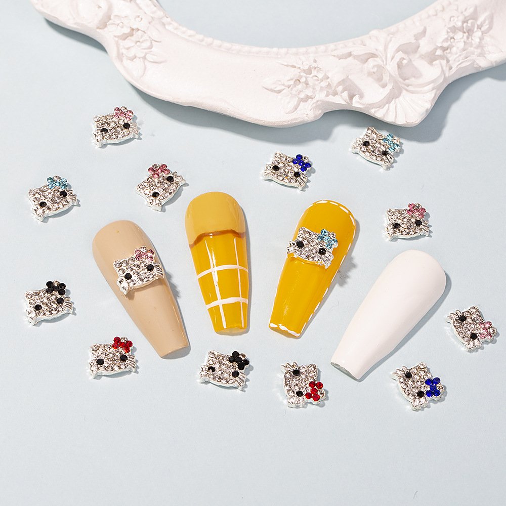 Hello Kitty Nail Accessories Metal Alloy Accessories Diamond Kawaii 3D Kitty Nail Charms Cat Rhinestones