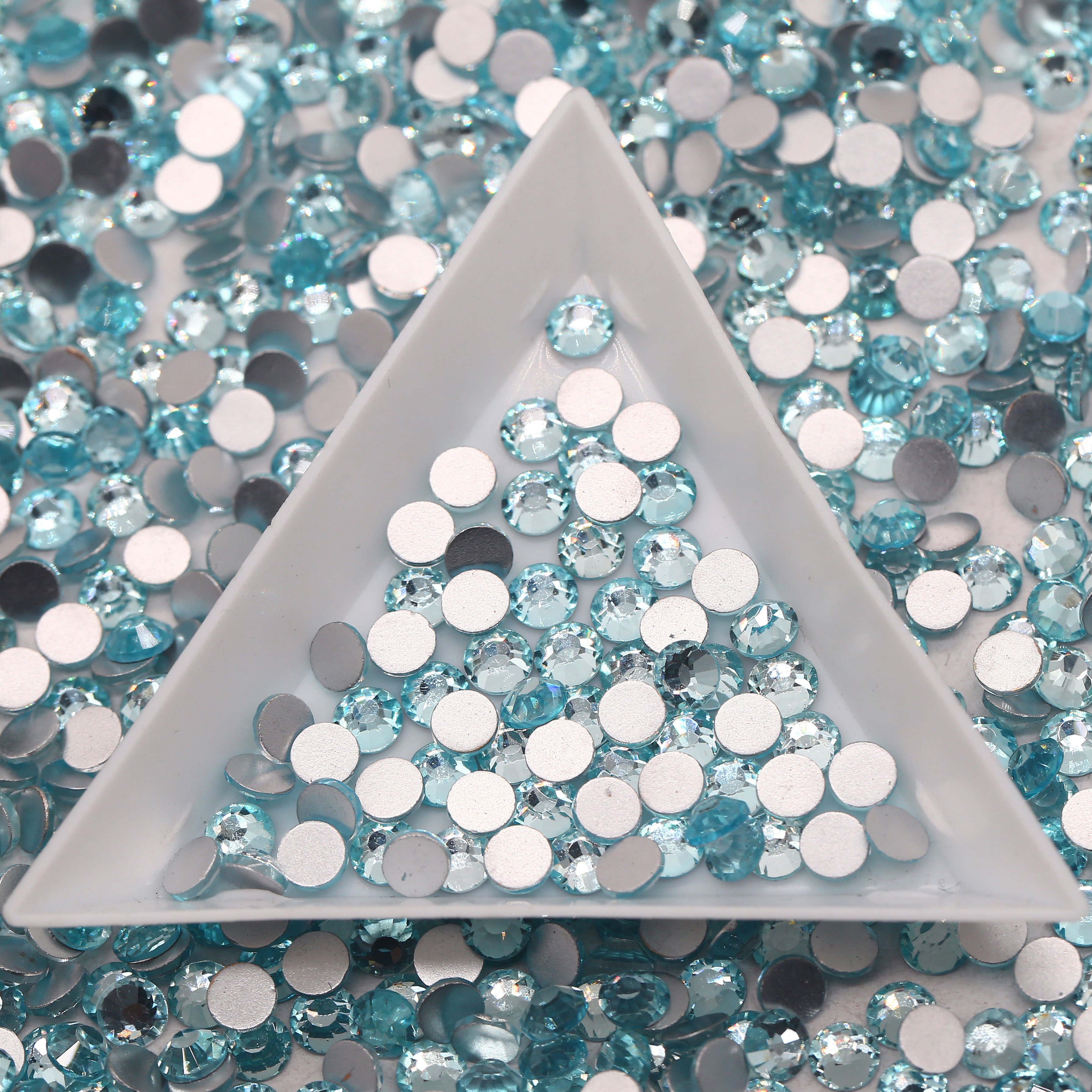 Whatstone Wholesale SS6 SS8 SS10 SS12 SS16 SS20 Bulk Ice Blue Non Hotfix Bulk Glass Rhinestones For Mugs Bottle Craft DIY
