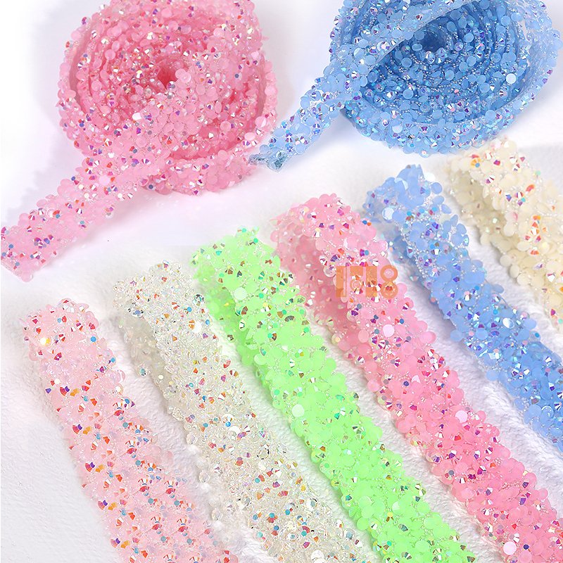 Wholesale Self-adhesive Rhinestone Lace Trims Ribbons Resin Mesh Self Adhesive Strips For Clothing Accessories