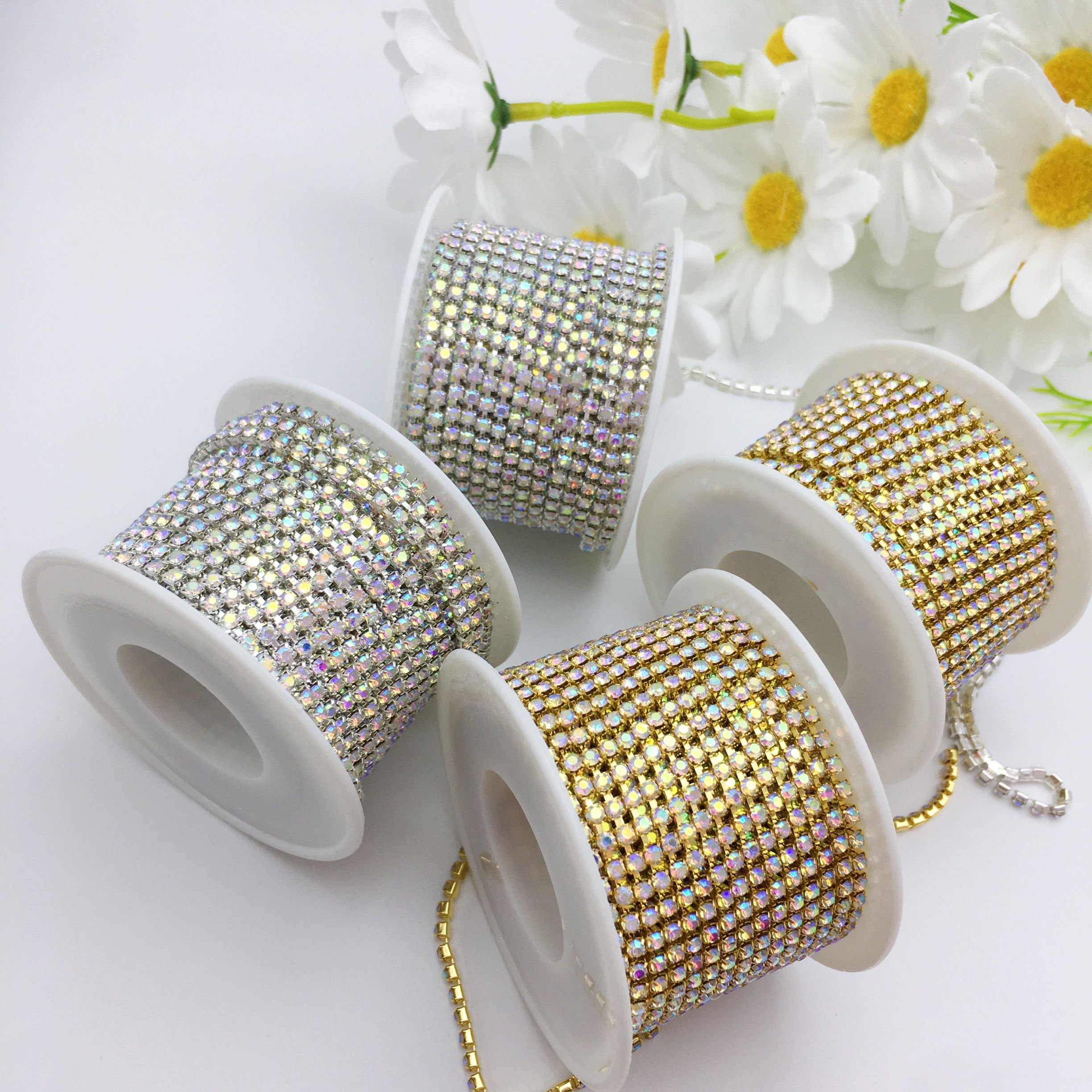 SINRONG Wholesale sewing of rhinestone chains, gold and silver soles, AB diamond glass shoe bags, wedding decorations Claw chain