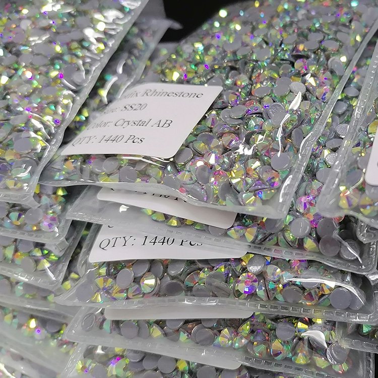 Wholesale SS4 SS6-SS20 Round Strass Hot Fix Crystal Flat back Rhinestone Bulk Flatback Glass Hotfix Rhinestone for Garment