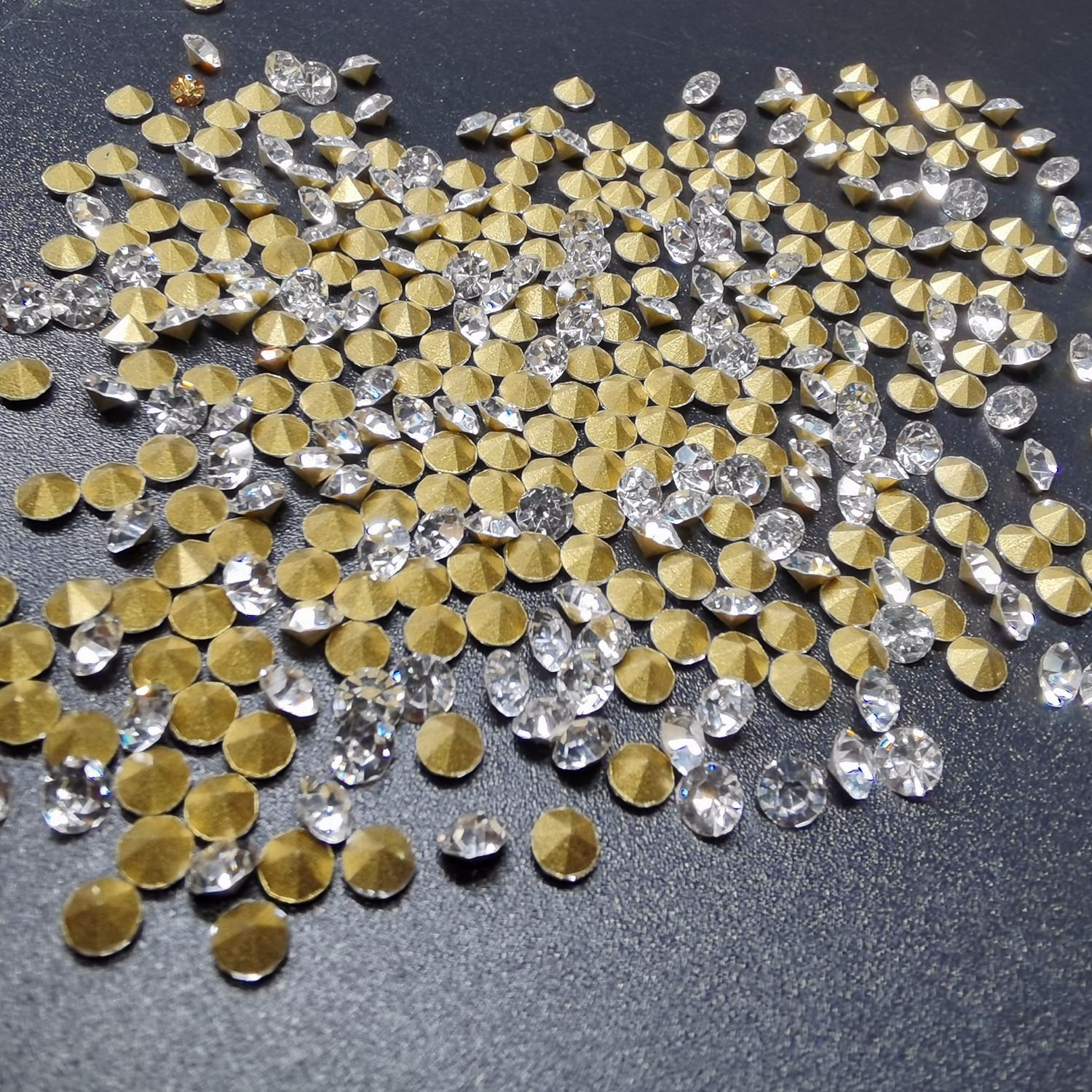 Garment Nail Art flat back hotfix Round Resin rhinestone flat back glass for Shoes and Other Garment clothing