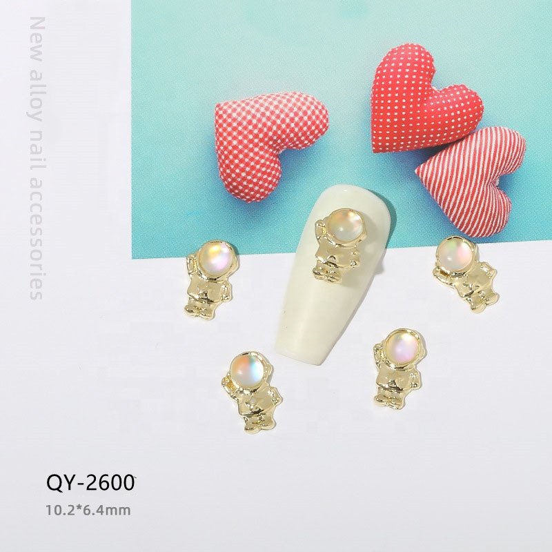 Qianya 2022 Top Selling Heart Bear Nail Art Rhinestone 3D Alloy Butterfly Bow Nail Zircon Jewelry Cat Eye Nail Art Charm Decals